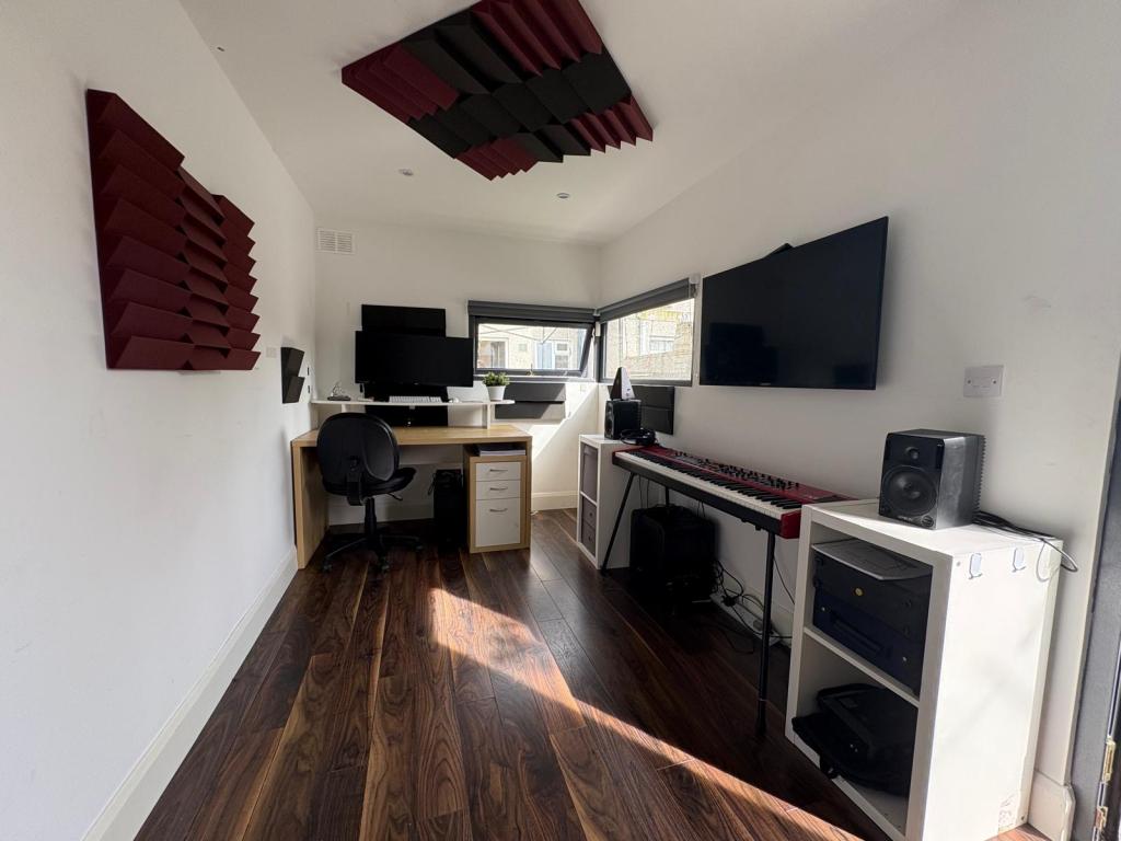 Sheomra Space Cleared